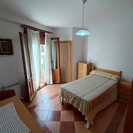 Casa La Plaza * Lanjaron
